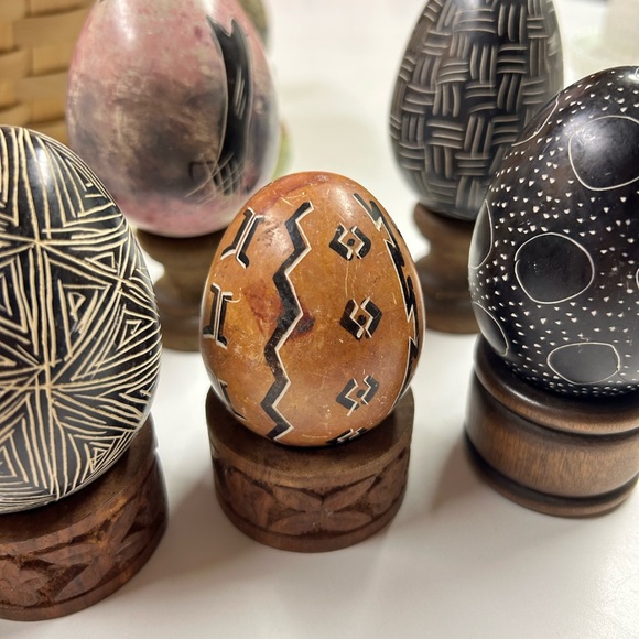 7 hand painted stone eggs in a basket . - Picture 5 of 9